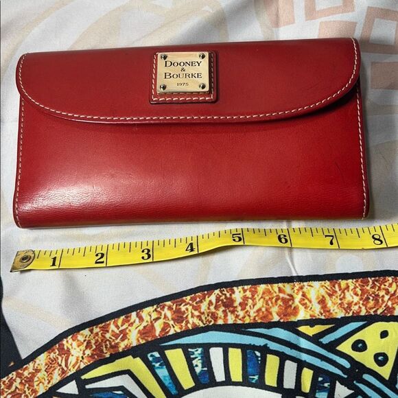 Vintage Dooney & Bourke Red Leather Checkbook Continental Wallet - Picture 13 of 15